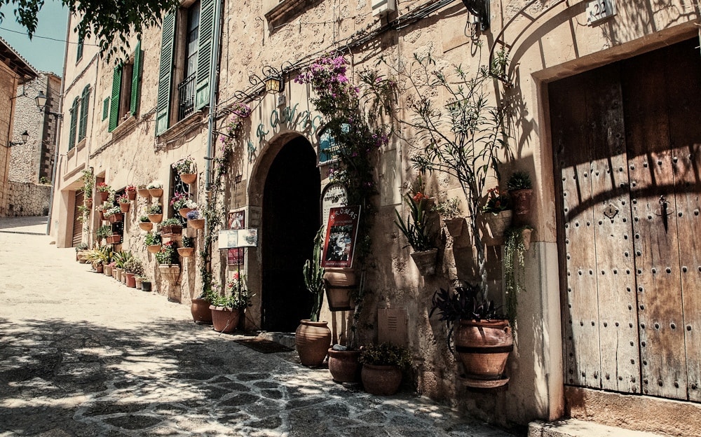 Streets of Valldemossa property market.