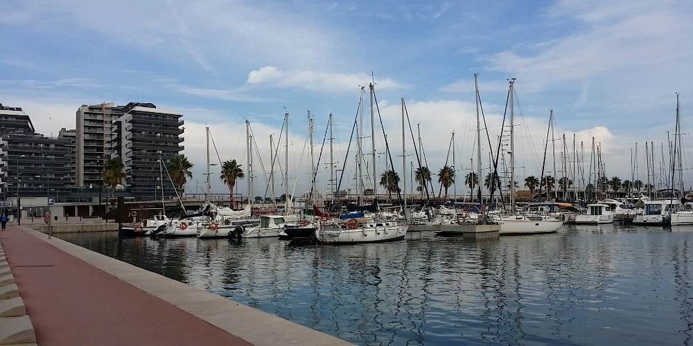 yachts in badalona marina bonavista property guide by casafari-min