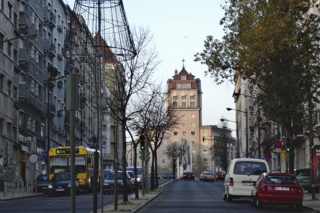 Fim da Avenida Almirante Reis e chegada ao Areeiro, Lisboa